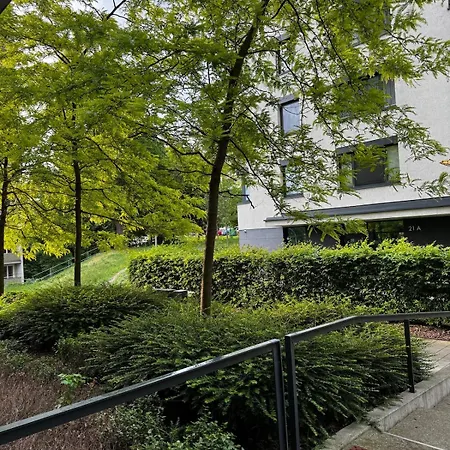Martins River View Under The Castle דירה ברטיסלאבה