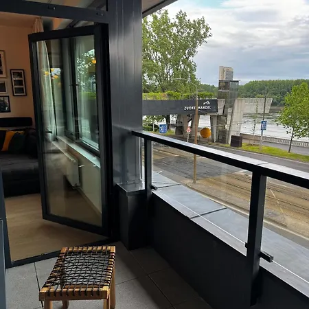 아파트 Martins River View Under The Castle 브라티슬라바