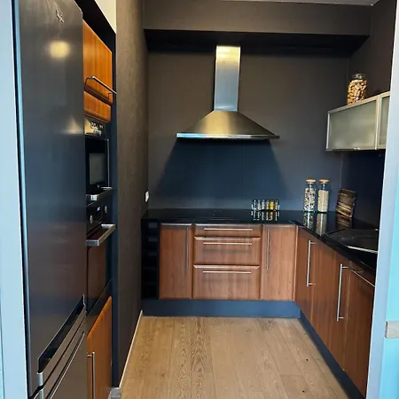 Martins River View Under The Castle 아파트